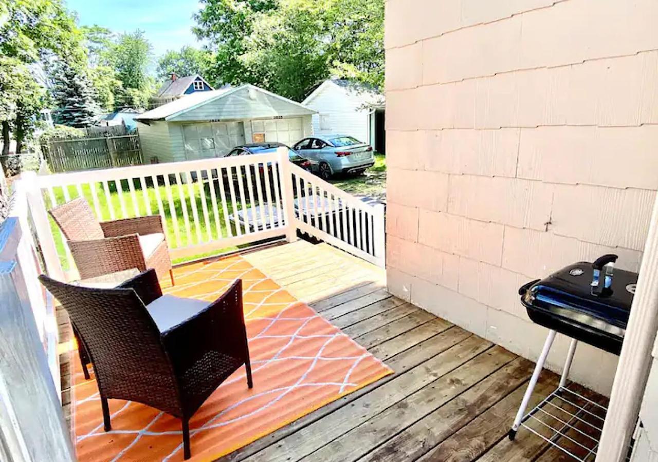Willa La Naranja Retreat - Cozy Duplex Near Downtown With Parking, 300 Mb Wifi & Self Check In Cleveland Zewnętrze zdjęcie